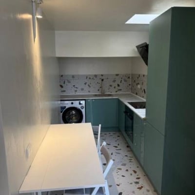 Аренда комфортного 3-комнатного дома с отдельной кухней, 88 м², район Фалеза Норд, Констанца, Румыния